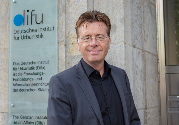 Bild von Prof. Dr. Carsten Kühl, Wissenschaftlicher Direktor und Geschäftsführer des Deutschen Instituts für Urbanistik.
